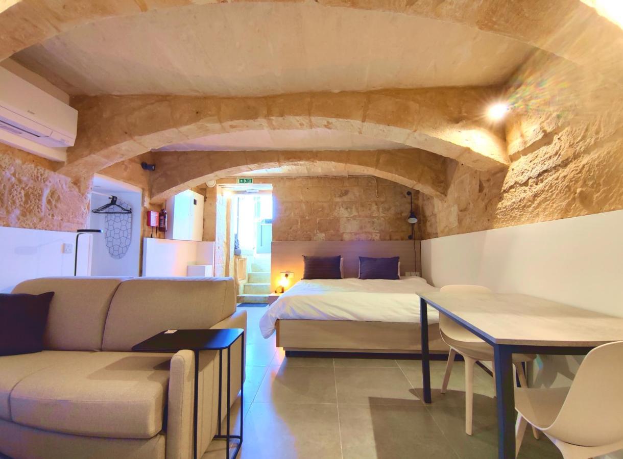 Tide 21 Savynomad Harbour Residences Valletta Exterior photo
