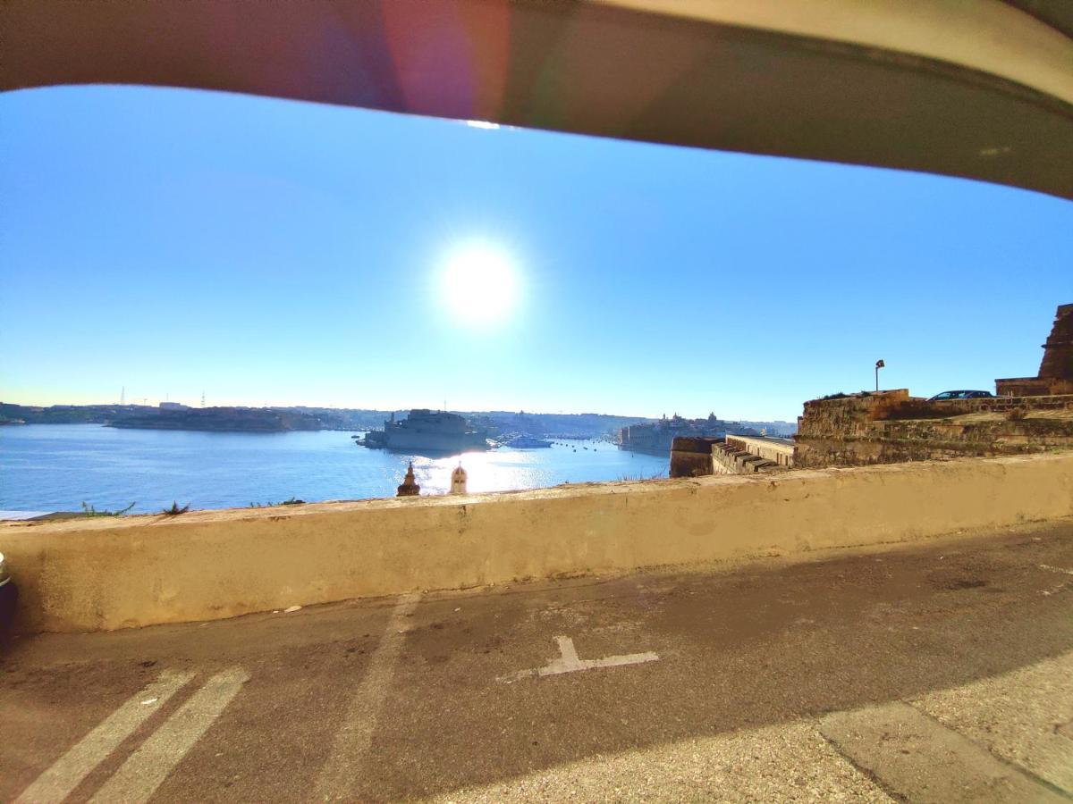 Tide 21 Savynomad Harbour Residences Valletta Exterior photo