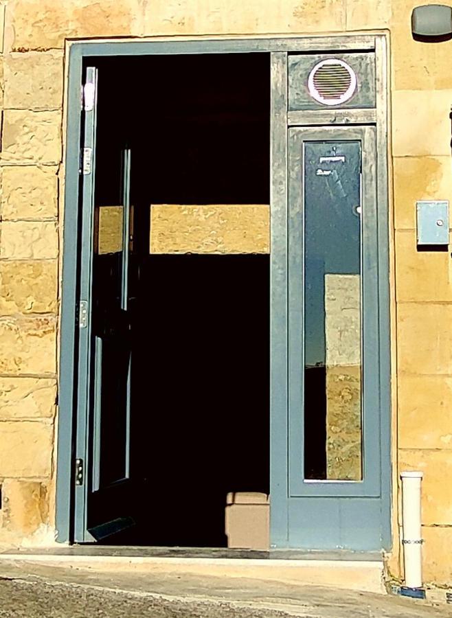 Tide 21 Savynomad Harbour Residences Valletta Exterior photo